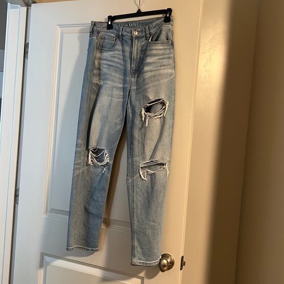 EUC destroyed holes frayed mom jeans stretch straight leg - Picture 1 of 4